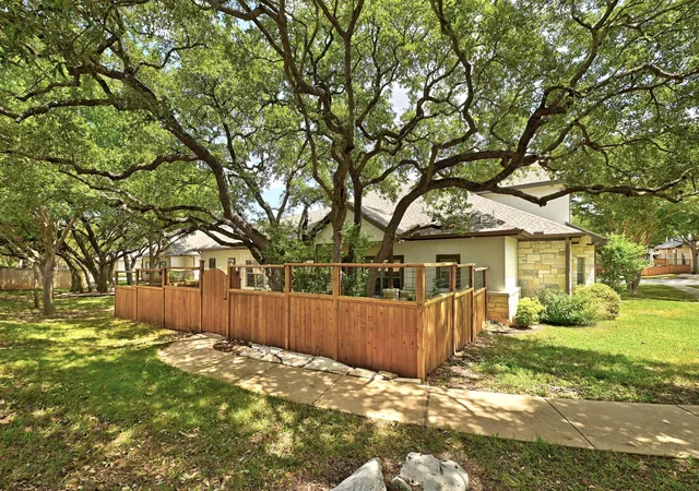 Photo 4 of Condo for sale at 8701 Escarpment Blvd #103, Austin, TX 78749 | MLS# 6484417 | Listing updated on 2026-09-05