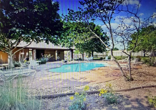 Listing Photo 5 - Condo for sale in building located at 11409 Lost Maples Trl, Austin, TX 78748 - Unit #11409
