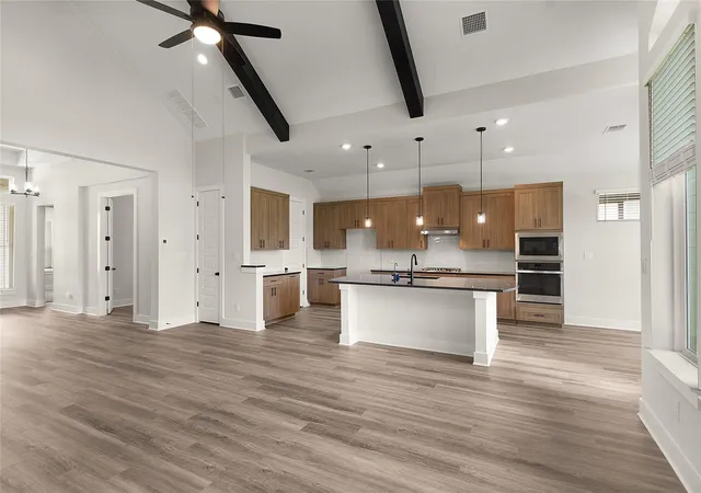 Photo 4 of Sale Pending at 304 Ridgewell Loop, Georgetown, TX 78633 | MLS# 9459688 | Listing updated on 2026-09-03