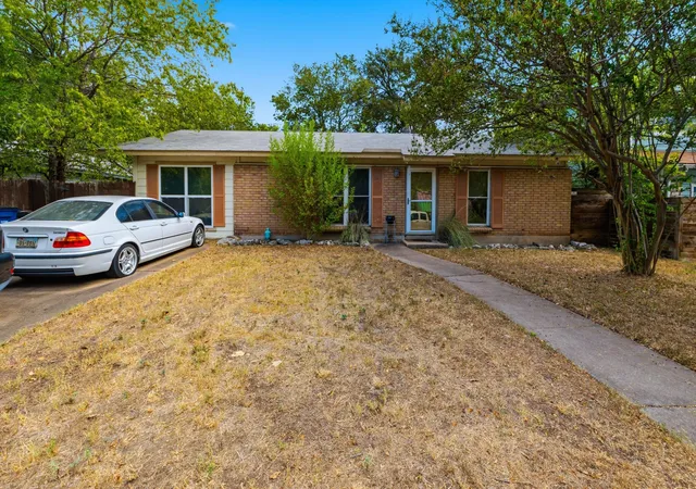 Photo 1 of Single family home for sale at 1600 Grayford Dr, Austin, TX 78704 | MLS# 1268978 | Listing updated on 2026-09-03