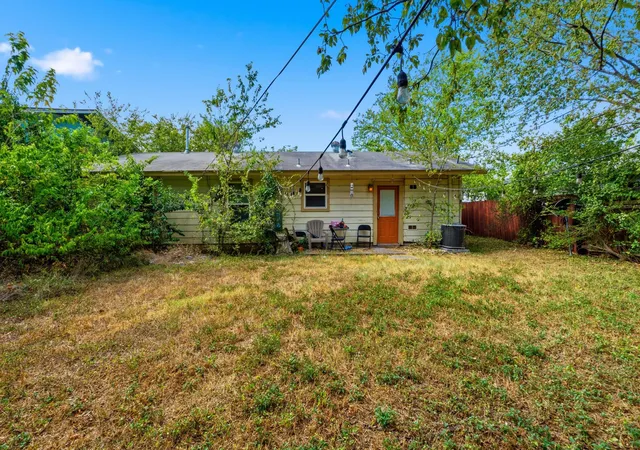 Photo 21 of Single family home for sale at 1600 Grayford Dr, Austin, TX 78704 | MLS# 1268978 | Listing updated on 2026-09-03