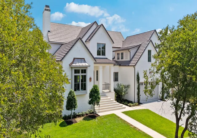 Photo 2 of Mansion for sale at 4603 Charles Ave, Austin, TX 78746 | MLS# 3017005 | Listing updated on 2026-09-03