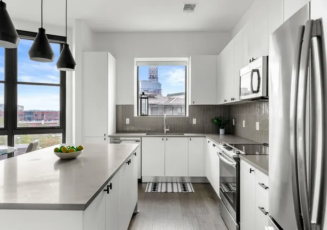 Photo 2 of Condo for sale at 800 Embassy Dr #337, Austin, TX 78702 | MLS# 6425557 | Listing updated on 2026-09-04