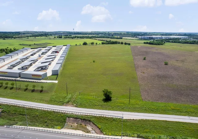 Photo 4 of Land for sale at 6100 N Interstate 35 7 Acres, Georgetown, TX 78626 | MLS# 9533130 | Listing updated on 2026-09-02