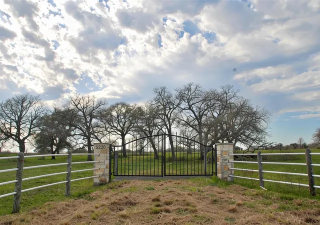 Photo 1 of Land for sale at 15220 N State Hwy 95, Flatonia, TX 78941 | MLS# 3509453 | Listing updated on 2026-09-04