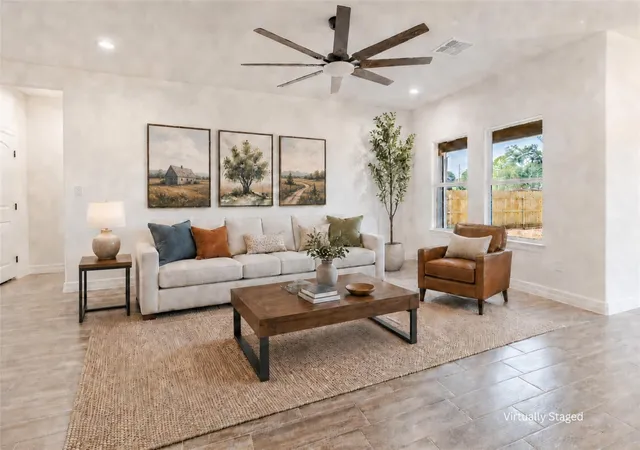 Photo 2 of Single family home for sale at 309 Myrtle Rd, Smithville, TX 78957 | MLS# 4955062 | Listing updated on 2026-09-05