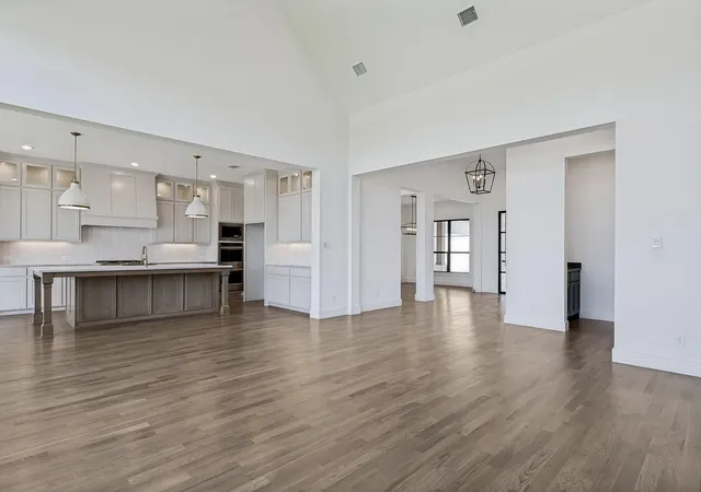 Photo 3 of Single family home for sale at 2453 Lineage Ln, Leander, TX 78641 | MLS# 3226279 | Listing updated on 2026-09-04