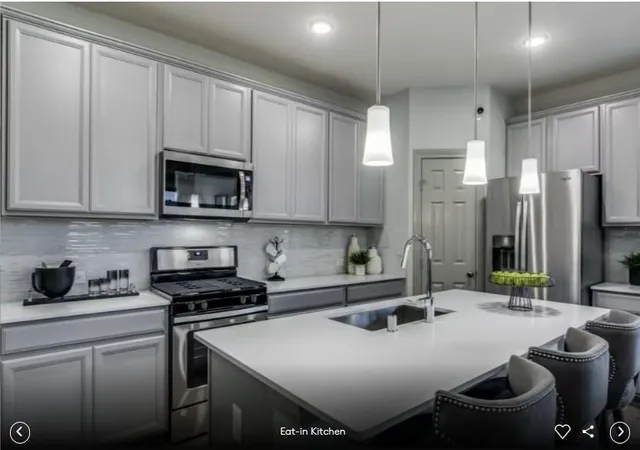 Photo 4 of Single family home for sale at 208 Amista Dr, Liberty Hill, TX 78642 | MLS# 1343755 | Listing updated on 2026-09-08