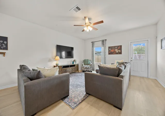 Photo 3 of Single family home for sale at 1233 Whippletree Trl, Georgetown, TX 78626 | MLS# 6583951 | Listing updated on 2026-09-04