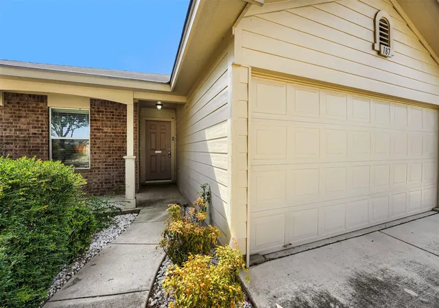 Photo 2 of Single family home for sale at 187 Ames Cv, Kyle, TX 78640 | MLS# 4620018 | Listing updated on 2026-09-04