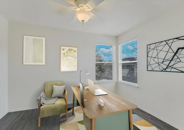 Listing Photo 5 - Condo for sale in building located at 809 Sebastian Bend, Pflugerville, TX 78660 - Unit #B