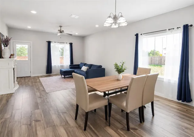 Photo 3 of Single family home for sale at 1924 Split Rock Rd, New Braunfels, TX 78130 | MLS# 7238994 | Listing updated on 2026-09-07