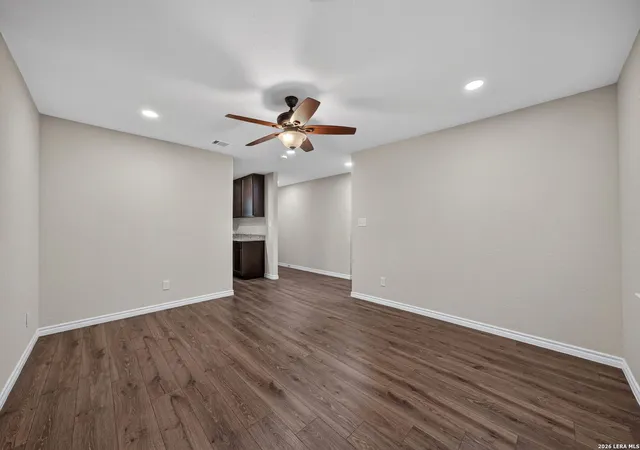 Photo 4 of Single family home for sale at 218 Park Ln, Universal City, TX 78148 | MLS# 1896576 | Listing updated on 2026-09-22