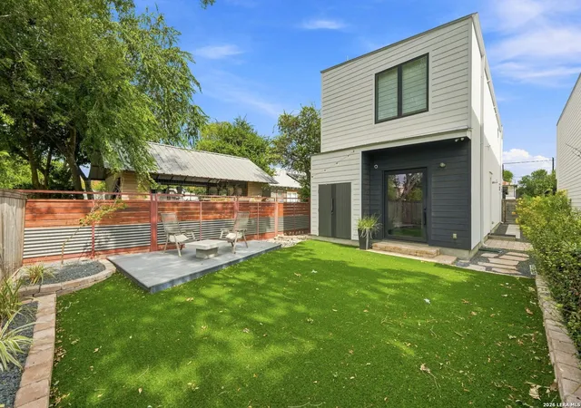 Photo 3 of Single family home for sale at 128 Clay St, San Antonio, TX 78204 | MLS# 1917993 | Listing updated on 2026-09-14