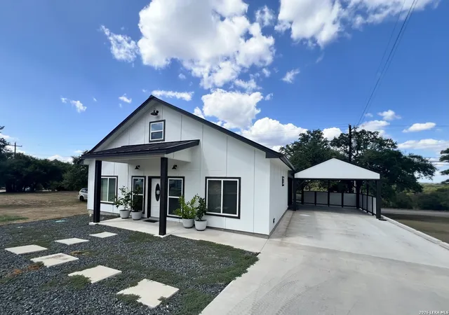 Photo 1 of Single family home for sale at 708 Taylor Dr, Marble Falls, TX 78657 | MLS# 1936776 | Listing updated on 2026-09-16