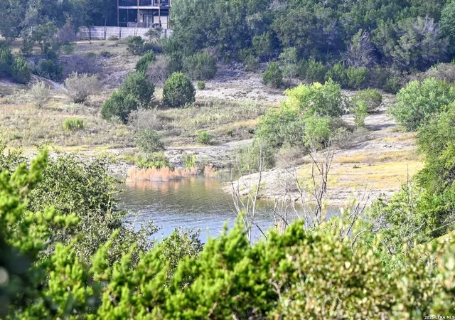 Photo 34 of Single family home for sale at 1262 Paradise Dr, Canyon Lake, TX 78133 | MLS# 1957585 | Listing updated on 2026-09-01