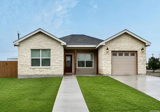 Photo 1 of Single family home for sale at 5511 Pageland Dr, Kirby, TX 78219 | MLS# 1959663 | Listing updated on 2026-09-22