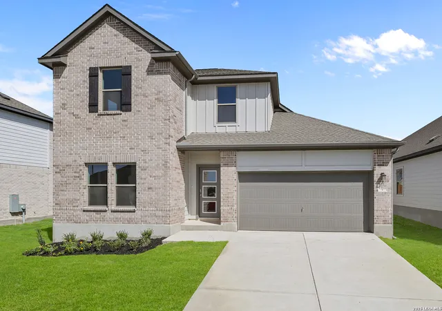 Photo 2 of Single family home for sale at 15611 Doublecreek Dr, San Antonio, TX 78253 | MLS# 1960930 | Listing updated on 2026-10-02