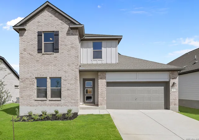 Photo 3 of Single family home for sale at 15611 Doublecreek Dr, San Antonio, TX 78253 | MLS# 1960930 | Listing updated on 2026-10-02