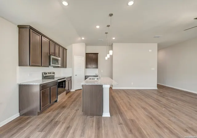Photo 3 of Sale Pending at 1016 Amber Lake, Seguin, TX 78155 | MLS# 1963965 | Listing updated on 2026-10-07