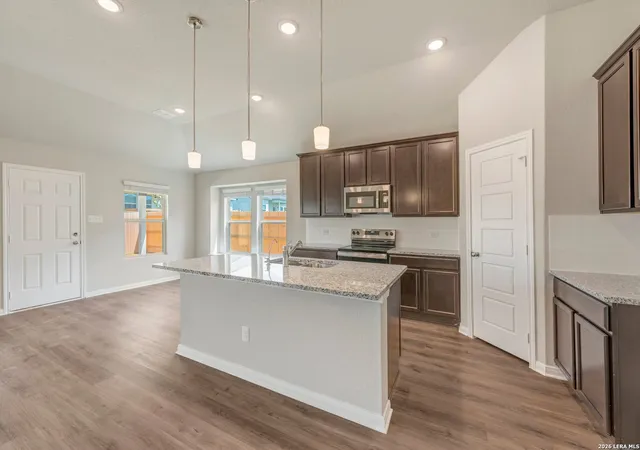Photo 4 of Sale Pending at 1016 Amber Lake, Seguin, TX 78155 | MLS# 1963965 | Listing updated on 2026-10-07