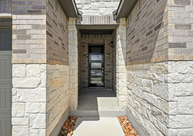 Photo 3 of Single family home for sale at 9327 Luke Path, San Antonio, TX 78254 | MLS# 1966809 | Listing updated on 2026-09-22