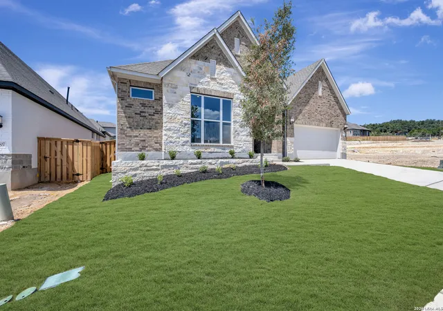 Photo 2 of Single family home for sale at 27511 Moonglade Rd, Boerne, TX 78006 | MLS# 1969327 | Listing updated on 2026-09-03