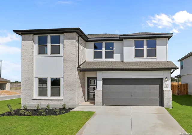 Photo 2 of Single family home for sale at 15617 Doublecreek Dr, San Antonio, TX 78253 | MLS# 1970134 | Listing updated on 2026-10-02