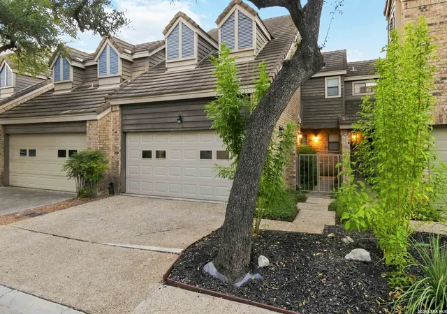 Photo 1 of Single family home for sale at 4507 Smokey Wood Ln, San Antonio, TX 78249 | MLS# 1972924 | Listing updated on 2026-09-19