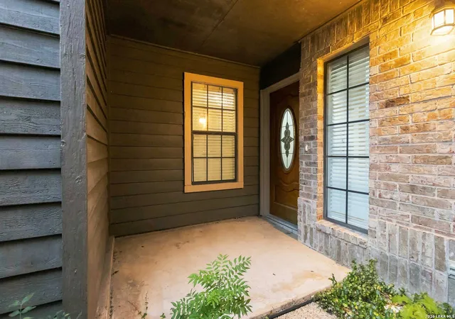 Photo 3 of Single family home for sale at 4507 Smokey Wood Ln, San Antonio, TX 78249 | MLS# 1972924 | Listing updated on 2026-09-19