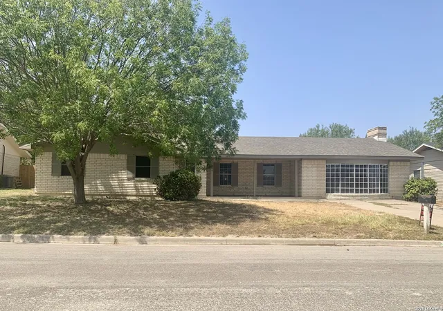 Photo 1 of Single family home for sale at 2019 Renee Dr, Eagle Pass, TX 78852 | MLS# 1981189 | Listing updated on 2026-09-12