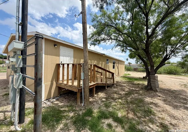 Photo 3 of Sale Pending at 3891 Cross Crk Dr, Eagle Pass, TX 78852 | MLS# 1981330 | Listing updated on 2026-09-02