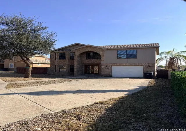 Photo 1 of Single family home for sale at 2288 Beverly Hills Blvd, Eagle Pass, TX 78852 | MLS# 1984887 | Listing updated on 2026-09-10