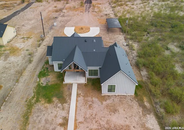 Photo 4 of Single family home for sale at 2594 Fm 2030, Eagle Pass, TX 78852 | MLS# 1984940 | Listing updated on 2026-09-18