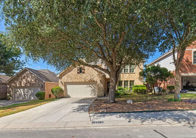 Photo 3 of Single family home for sale at 19519 Highgrove Ln, San Antonio, TX 78258 | MLS# 1994151 | Listing updated on 2026-09-12