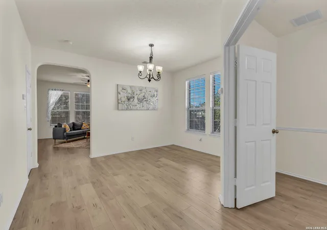 Photo 3 of Single family home for sale at 112 Coyote Cir, Boerne, TX 78006 | MLS# 1994396 | Listing updated on 2026-09-09