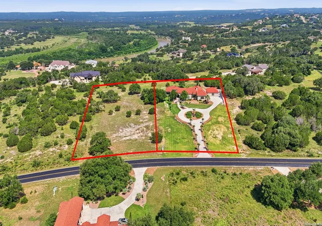 Photo 2 of Single family home for sale at 228 Puzzle Pass, Spring Branch, TX 78070 | MLS# 1994733 | Listing updated on 2026-09-23