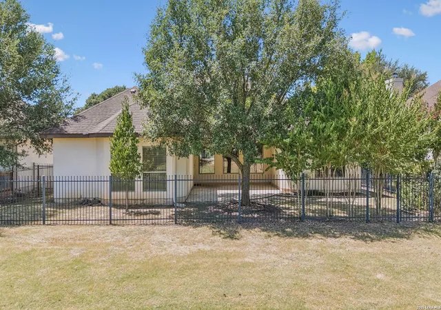 Photo 3 of Single family home for sale at 30135 Cibolo Run, Boerne, TX 78015 | MLS# 1996777 | Listing updated on 2026-09-10