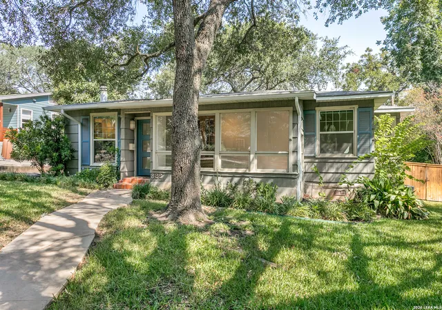 Photo 2 of Single family home for sale at 825 Wiltshire Ave, Terrell Hills, TX 78209 | MLS# 1997646 | Listing updated on 2026-09-28