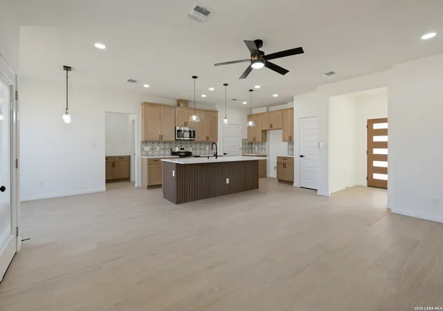 Photo 3 of Single family home for sale at 2205 Mesa Brk, Schertz, TX 78154 | MLS# 1999490 | Listing updated on 2026-09-10