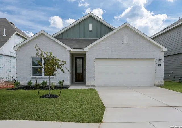 Photo 1 of Single family home for sale at 144 Yale St, San Marcos, TX 78666 | MLS# 2000454 | Listing updated on 2026-10-28