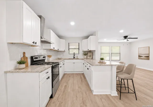 Photo 3 of Single family home for sale at 202 Lanark Dr, San Antonio, TX 78218 | MLS# 2002467 | Listing updated on 2026-09-18