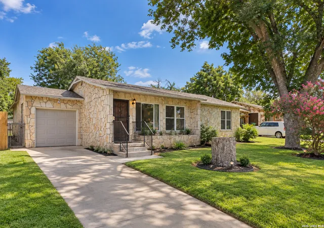 Photo 1 of Single family home for sale at 1135 Vanderbilt, San Antonio, TX 78210 | MLS# 2003088 | Listing updated on 2026-09-23