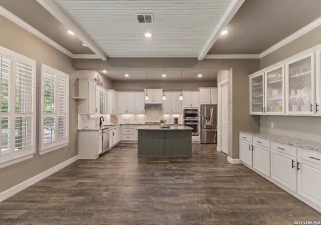 Photo 3 of Single family home for sale at 808 Dancing Oak Ln, San Marcos, TX 78666 | MLS# 2003113 | Listing updated on 2026-09-23