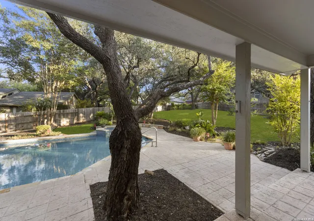 Photo 3 of Single family home for sale at 3622 Hunters Dream, San Antonio, TX 78230 | MLS# 2005179 | Listing updated on 2026-09-14