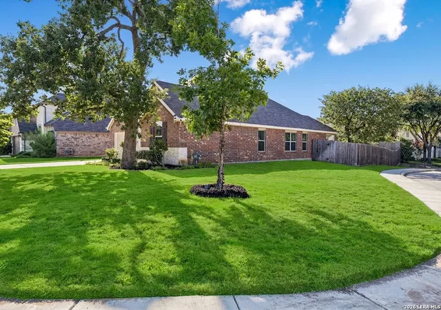 Photo 2 of Single family home for sale at 8512 Regusci Grv, Boerne, TX 78015 | MLS# 2005376 | Listing updated on 2026-09-12