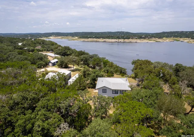 Photo 3 of Single family home for sale at 550 County Road 262, Mico, TX 78056 | MLS# 2006152 | Listing updated on 2026-10-02