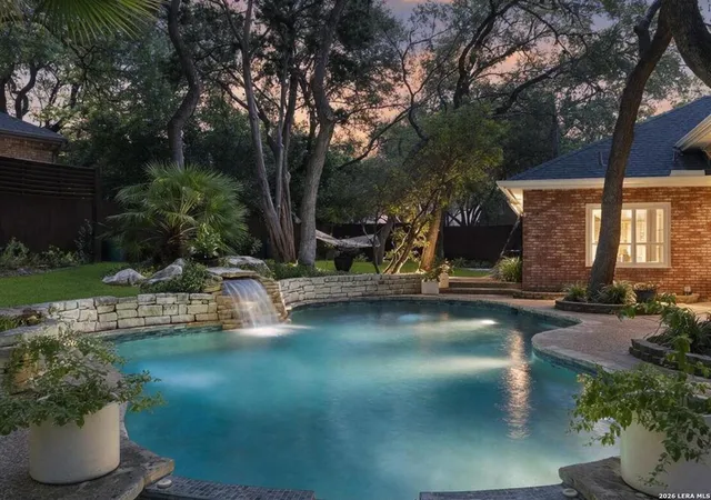 Photo 3 of Single family home for sale at 10 Inwood Mnr, San Antonio, TX 78248 | MLS# 2007953 | Listing updated on 2026-09-18