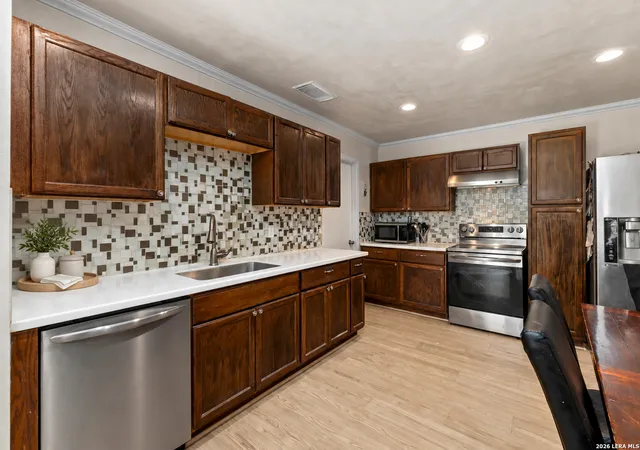 Photo 1 of Single family home for sale at 6862 Flaming Ridge Dr, Converse, TX 78109 | MLS# 2007963 | Listing updated on 2026-10-20