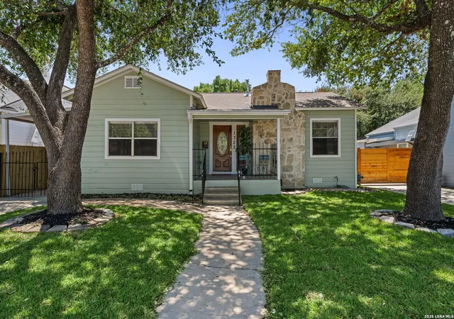 Single family home for sale at 1722 W Mistletoe, San Antonio, TX 78201 | MLS# 2009034